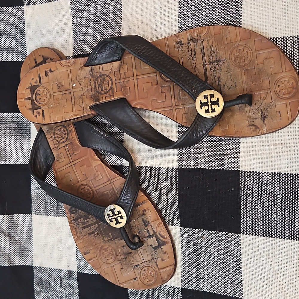 Tory Burch Black Leather/Gold Logo Thong Sandals, WELL Loved, Size 7